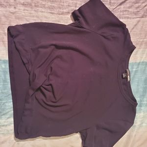 Twist front crop tee